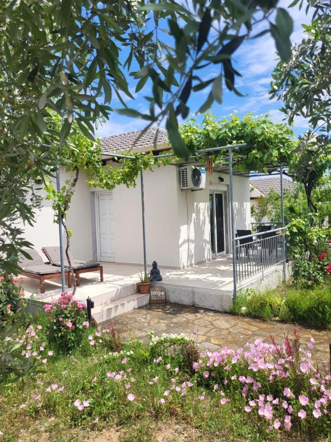 Ioannis Houses - Gemuetliches Ferienhaus Im Olivenhain Σκάλα Ποταμιάς Εξωτερικό φωτογραφία